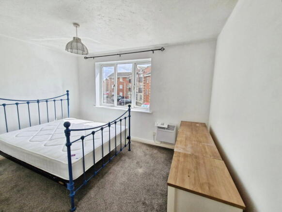 3 bed Apartment for sale Image 9