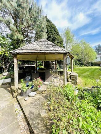 Gazebo (2).