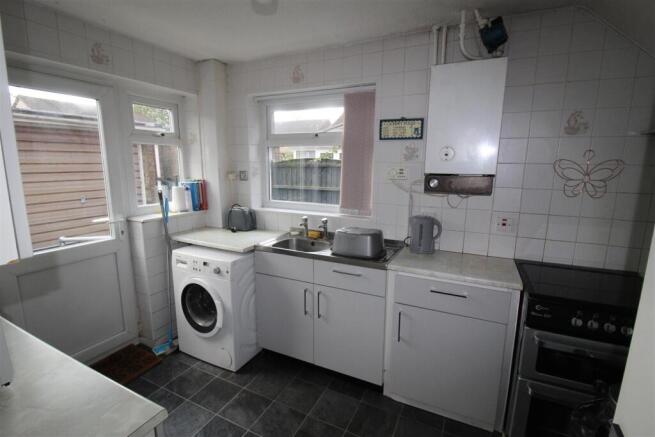 Crundale Road, Sharples, Bolton photo 4