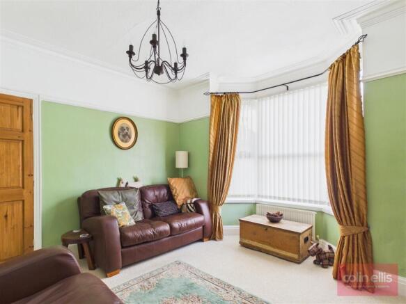 2 bed Detached for sale Image 4