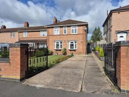 42, King George Close, Bromsgrove B61 8SH