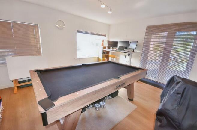 Annexe / Office