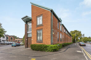 8, Reynolds Court, Baring Road, Beaconsfield HP9 2NA