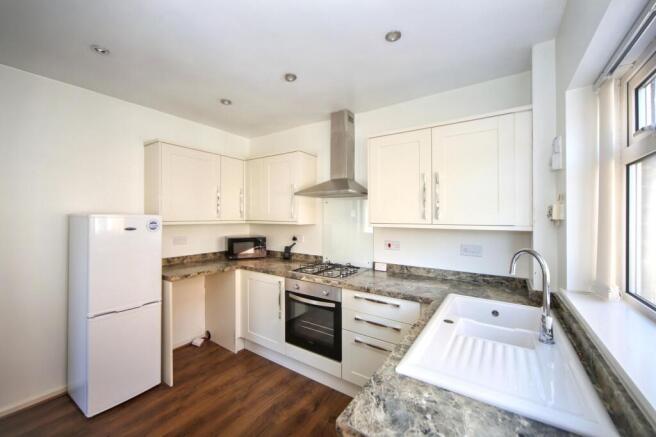 2 bed Semi-Detached for sale Image 4