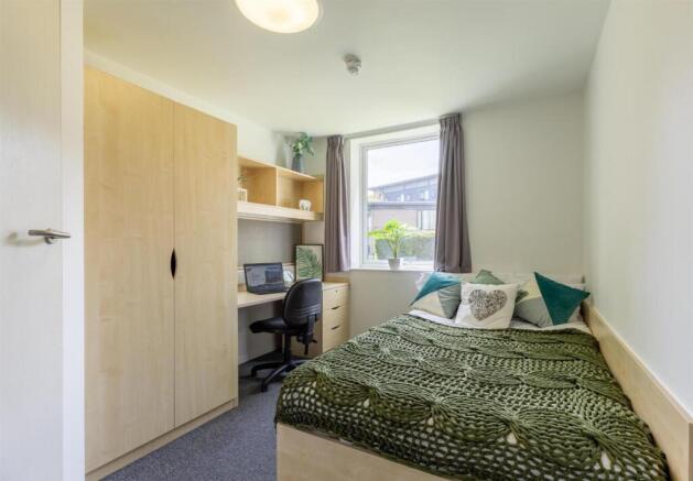 1 bed Flat Share to rent Image 6