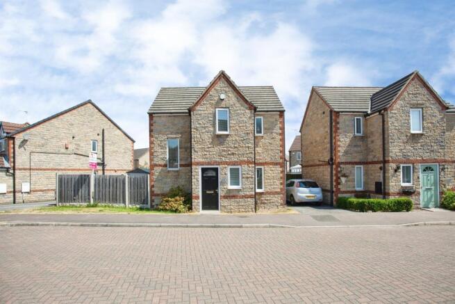 3 bed Detached for sale in rotherham