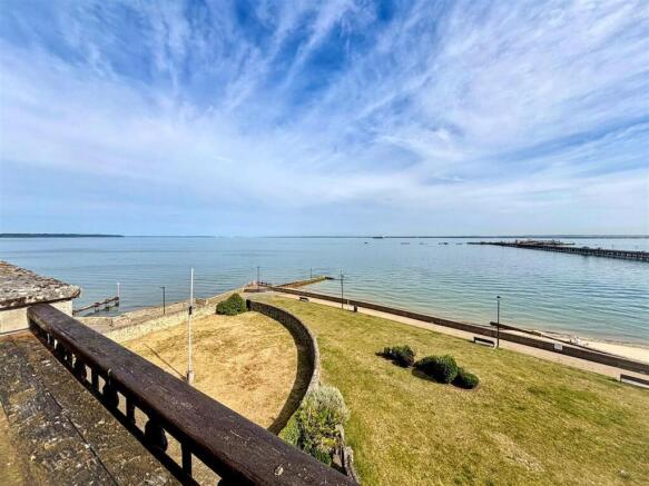 Balcony Sea Views