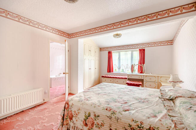 3 bed Detached Bungalow for sale Image 10