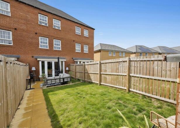 Ivy Drive, Cramlington photo 4