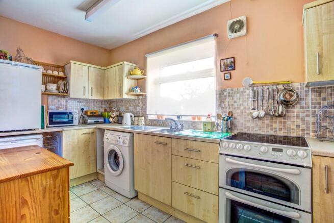 Kitchen (Bungalow)