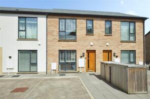 2, Harveys Yard, Hayle TR27 4FY