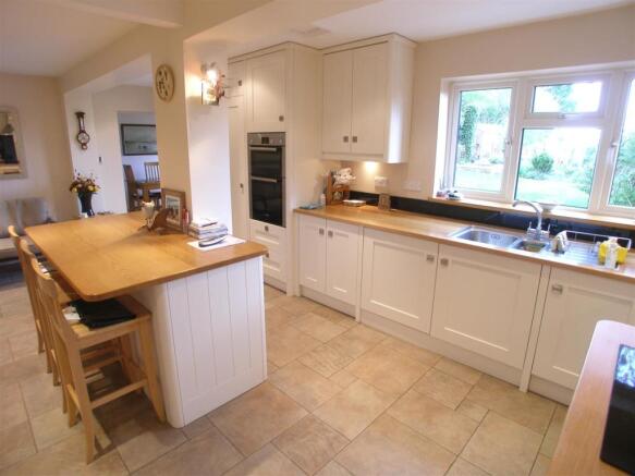 Kitchen/Breakfast/Family Room