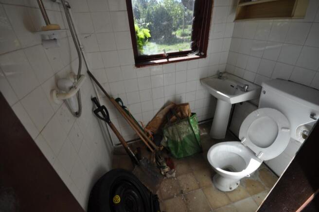 Outside WC/Shower