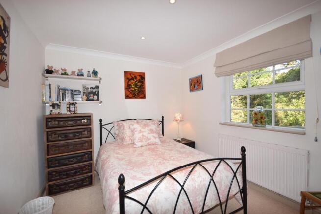 BED 3.JPG