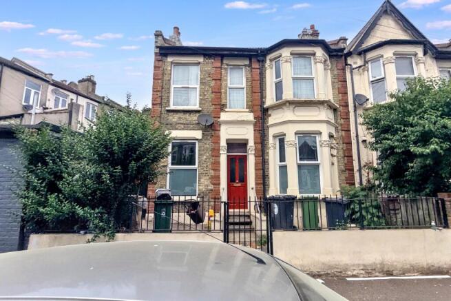 First Floor Flat, 1 Frith Road, Leyton, London E11 4EX