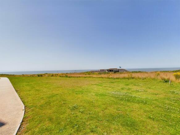CAM02295G0-PR0075-STILL024.jpg