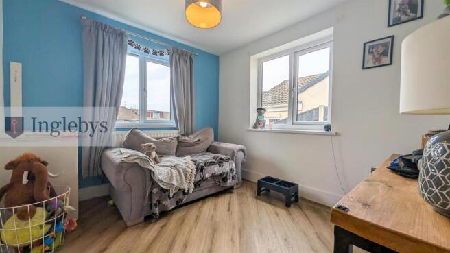 3 bed House for sale Image 11