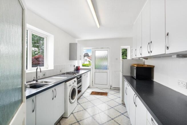 4 bed Detached for sale Image 4