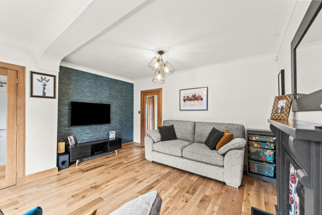126 Bellsdyke Road, Larbert, FK5 4HF photo 4