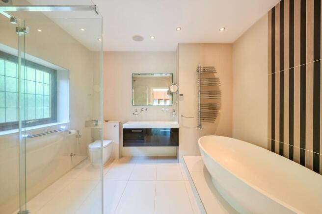 Bedroom 1 Ensuite