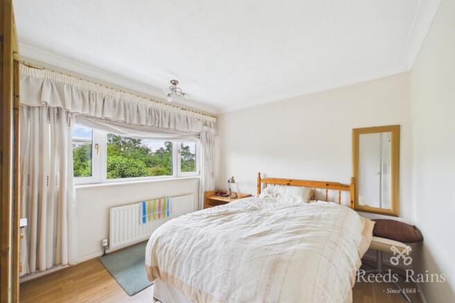 3 bed Semi-Detached for sale Image 7