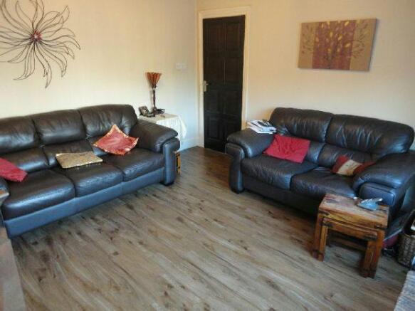 4th Photo of Lounge