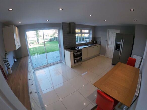 Kitchen/Dining Room