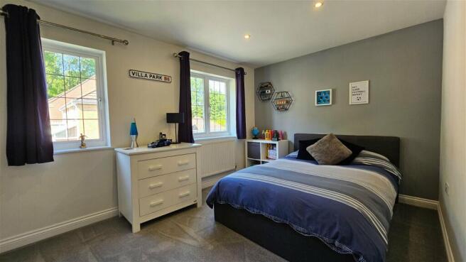 Photo 9