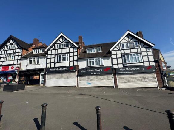 301305 Northfield Road.jpg