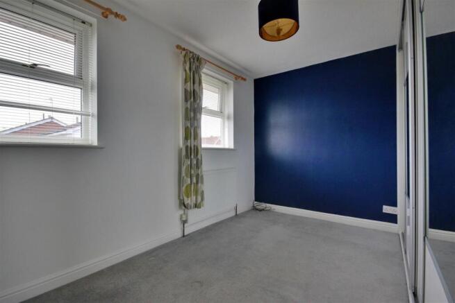2 bed Semi-Detached for sale Image 6