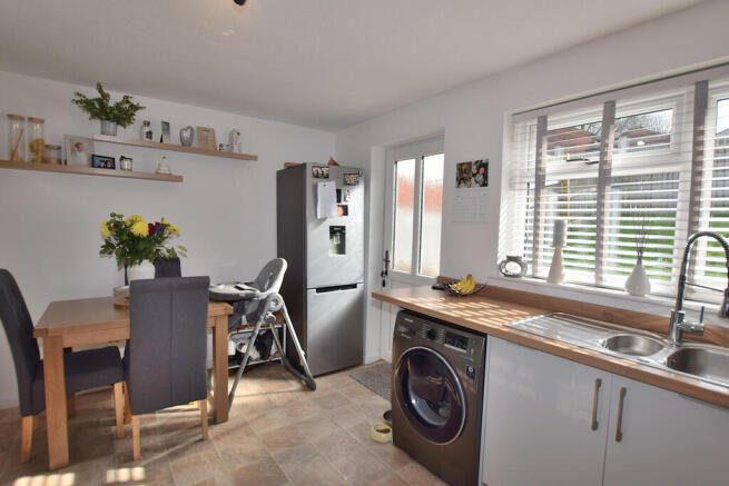 kitchen alt