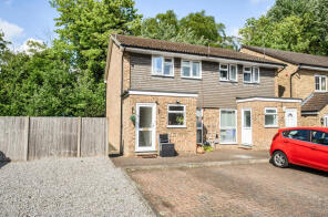 3, Sullivan Close, Farnborough GU14 7UH