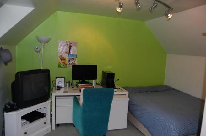 Photo 8