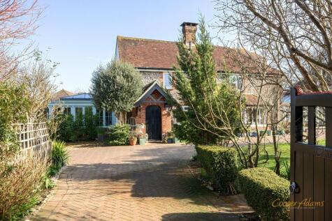 Sea Lane, East Preston, BN16