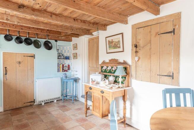 KITCHEN/DINER