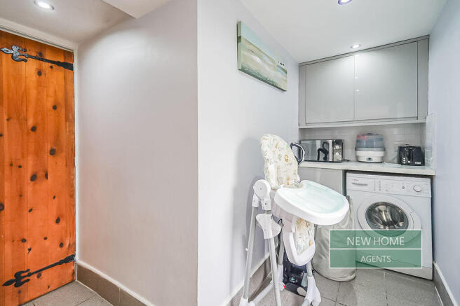 2 bed Semi-Detached for sale Image 4