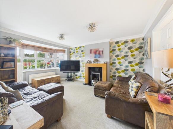 CAM04922G0-PR0034-STILL005