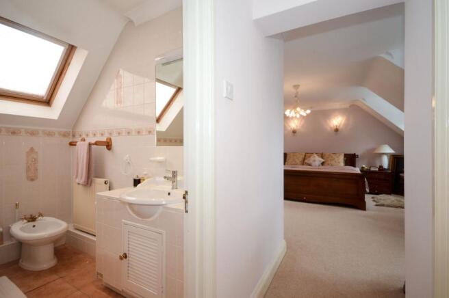 Ensuite