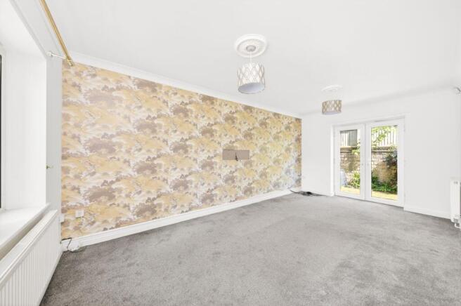 4 bed Detached for sale Image 4
