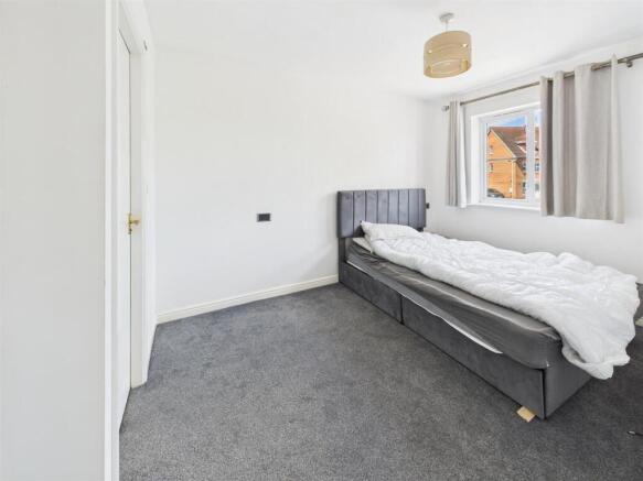 Master Bedroom With En-Suite