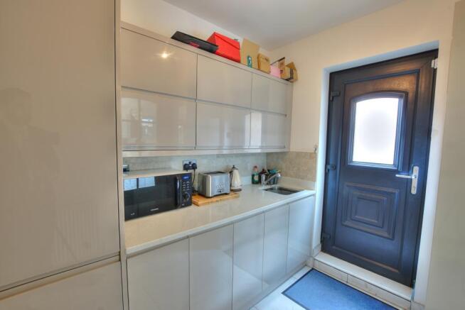 9. Utility room