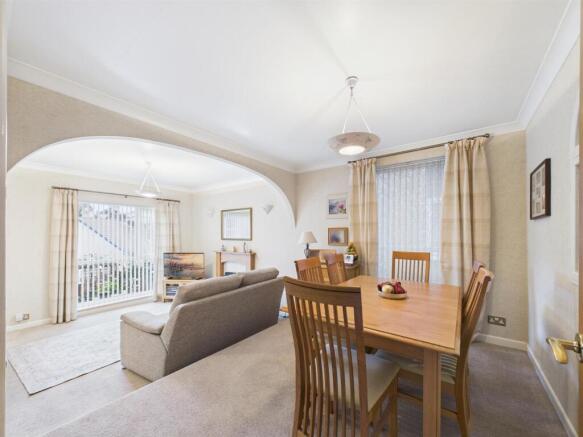 Living/Dining Room