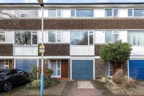 101, Pymers Mead, London SE21 8NJ