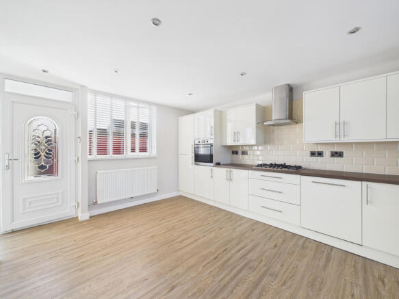 3 bed End of Terrace for sale Image 4