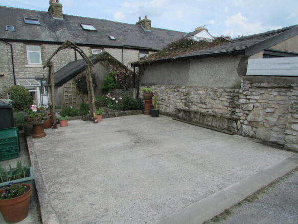Photo 11