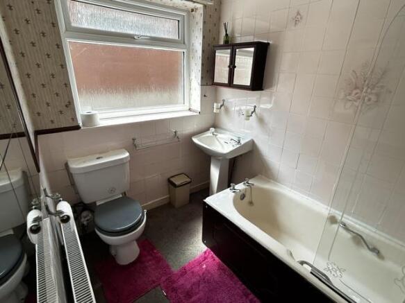 2 bed Detached Bungalow for sale Image 8