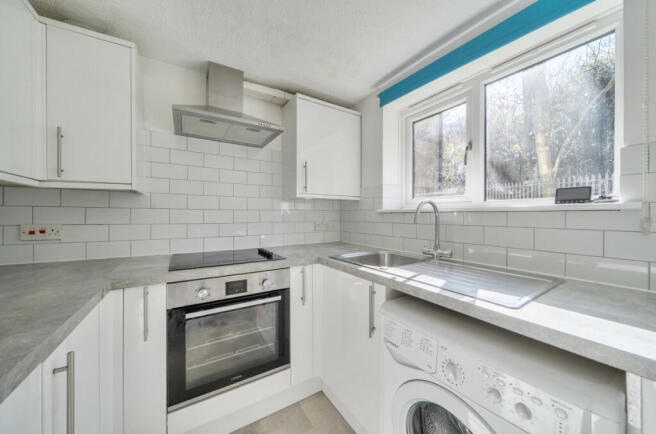 1436259-8-69d5273...