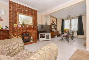 2, Whitfield Avenue, Dover CT16 2AG
