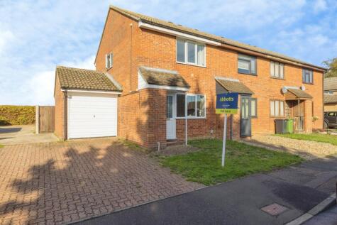 Lime Tree Avenue, Wymondham, Norfolk, NR18