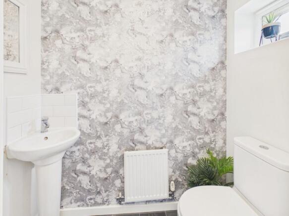 2 bed Semi-Detached for sale Image 6